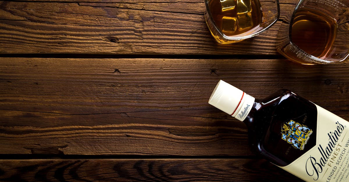 Crafting Budget Cocktails: Affordable Bars with Creative Menus