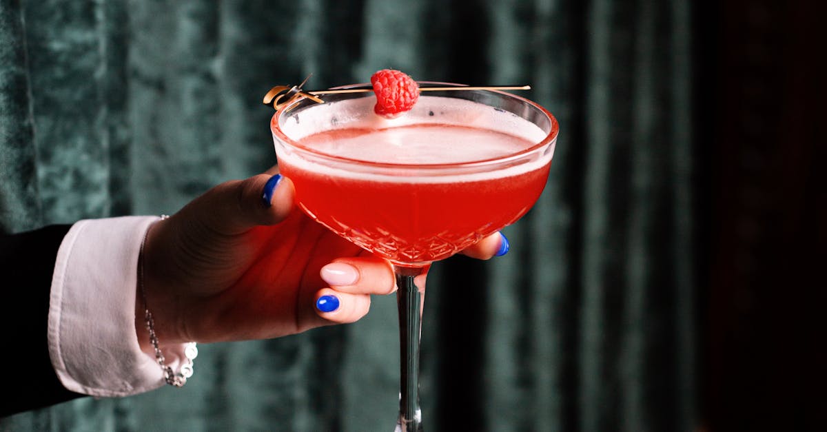 Hidden Gems: Sydney's Secret Rooftop Cocktail Spots